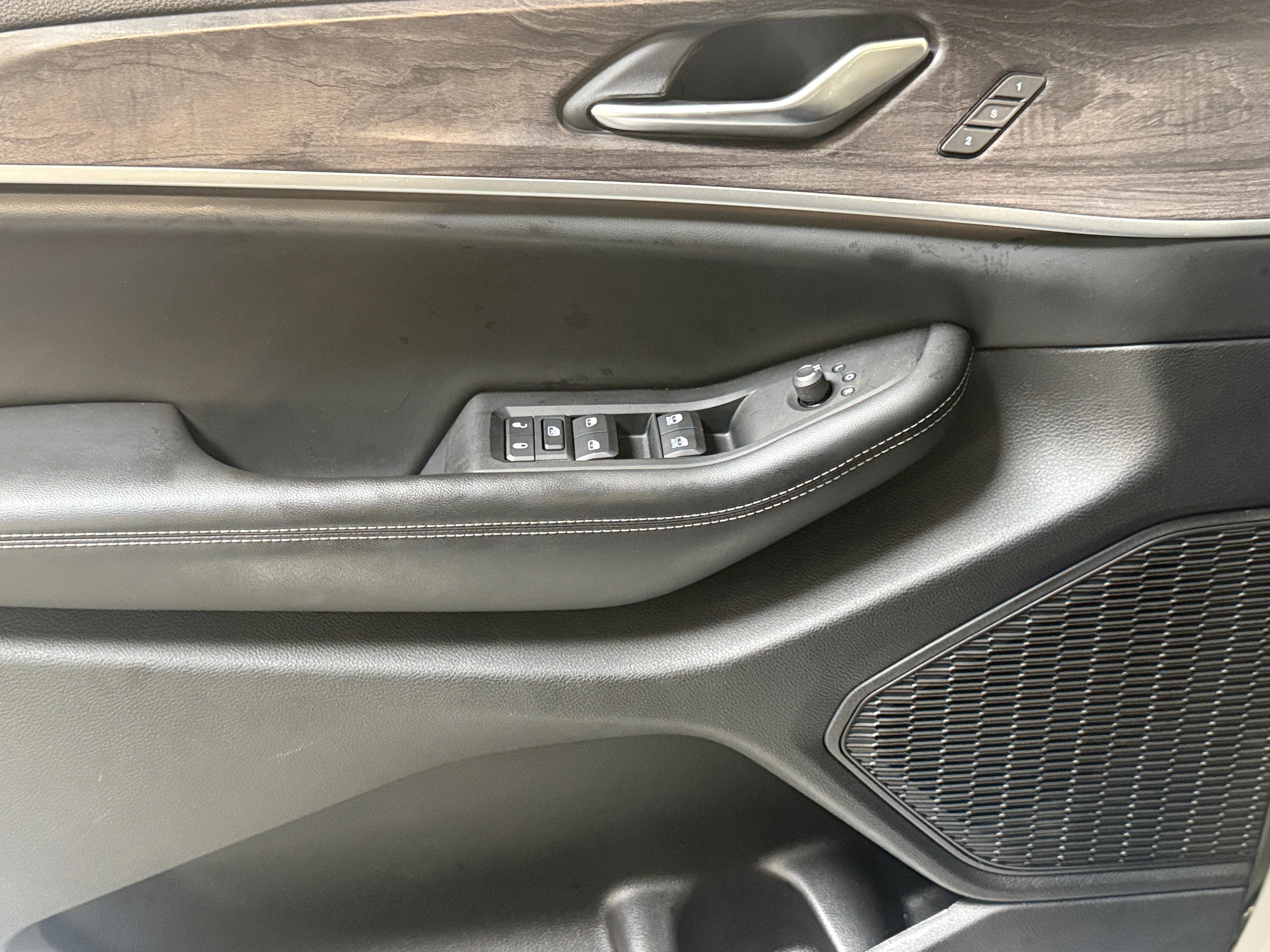 jeep grand cherokee 2023 1C4RJHBG1PC582325 image jeep grand cherokee 2023 1C4RJHBG1PC582325 image